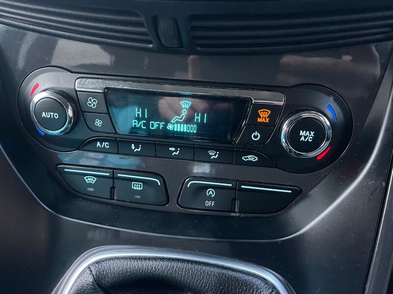 FORD KUGA