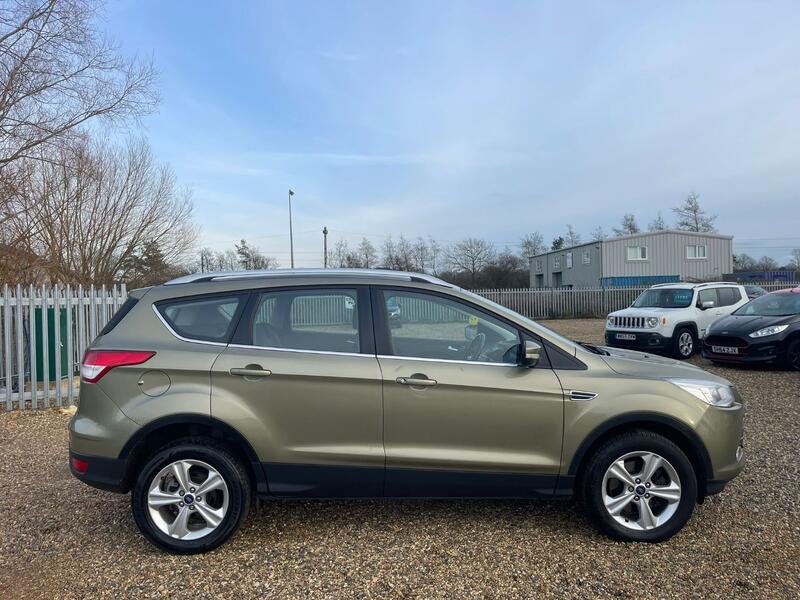 FORD KUGA