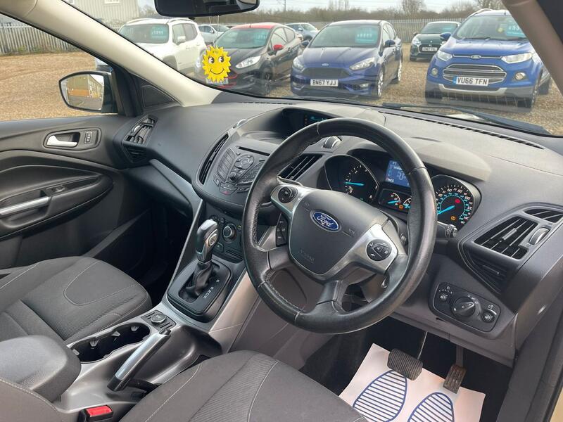 FORD KUGA