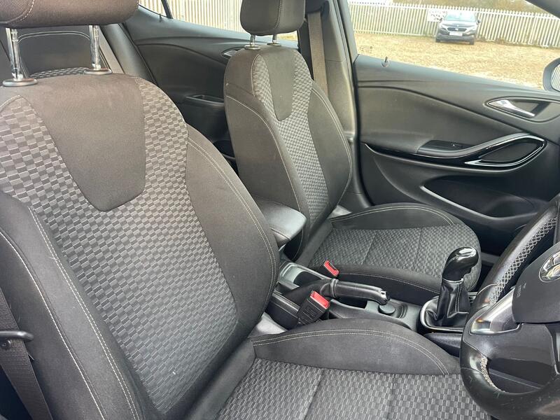 VAUXHALL ASTRA
