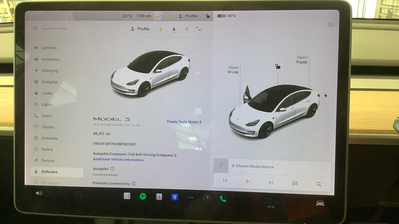 TESLA MODEL 3