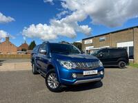 MITSUBISHI L200