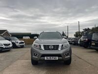 NISSAN NAVARA
